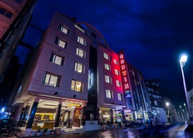 Mặt tiền nơi lưu trú