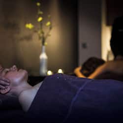 Espace de soins pour les couples, sauna, bain à remous, hammam