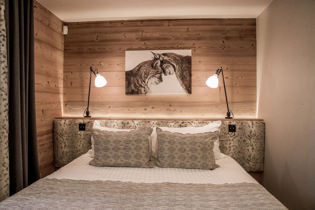chalet | 3 bedrooms, egyptian cotton sheets, premium bedding, pillow-top beds