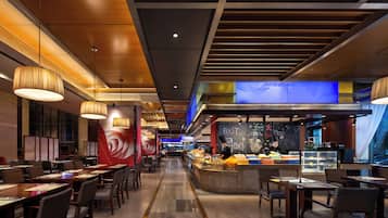Desayuno buffet diario (CNY 140 por persona)