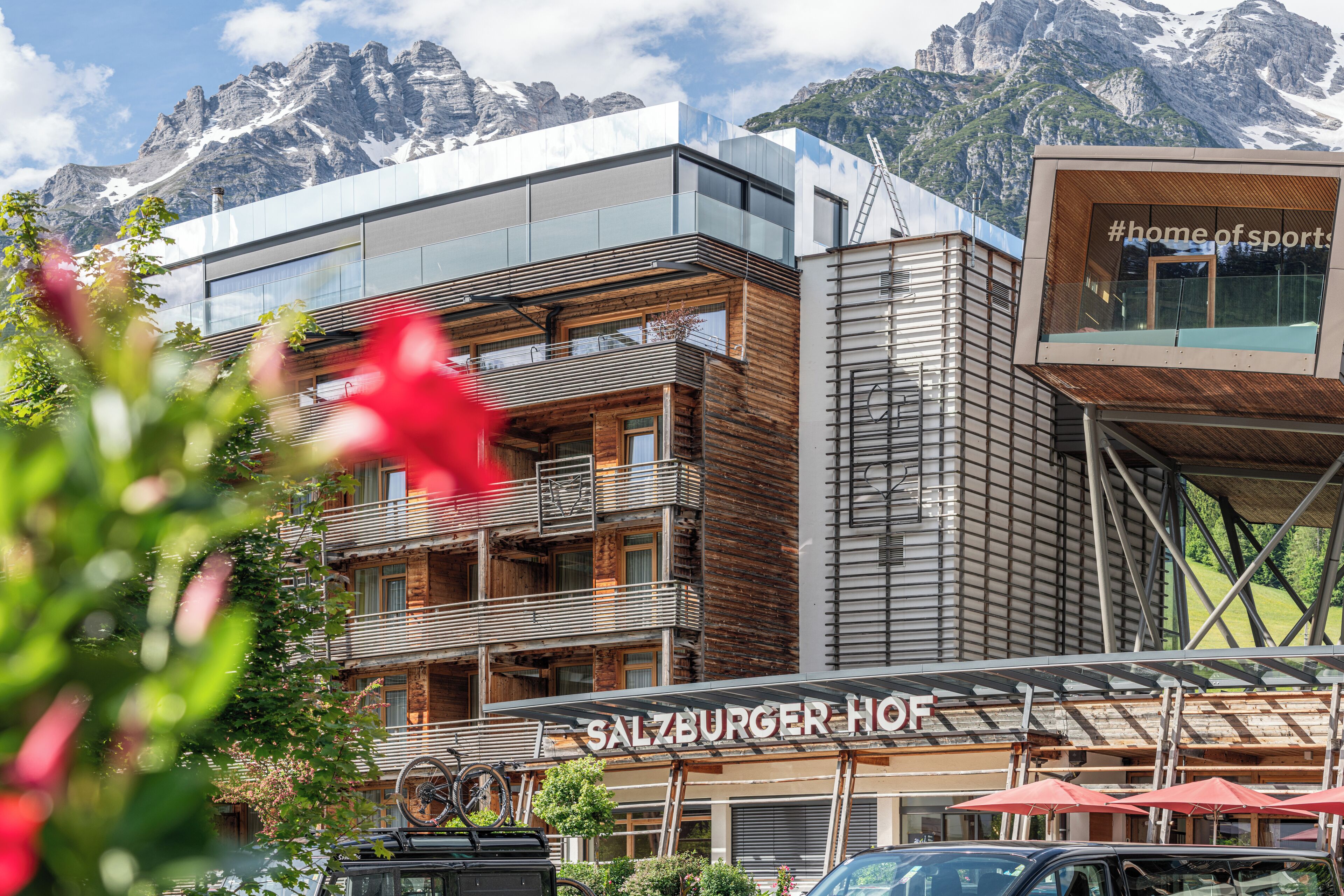 المنشأة من الخارج