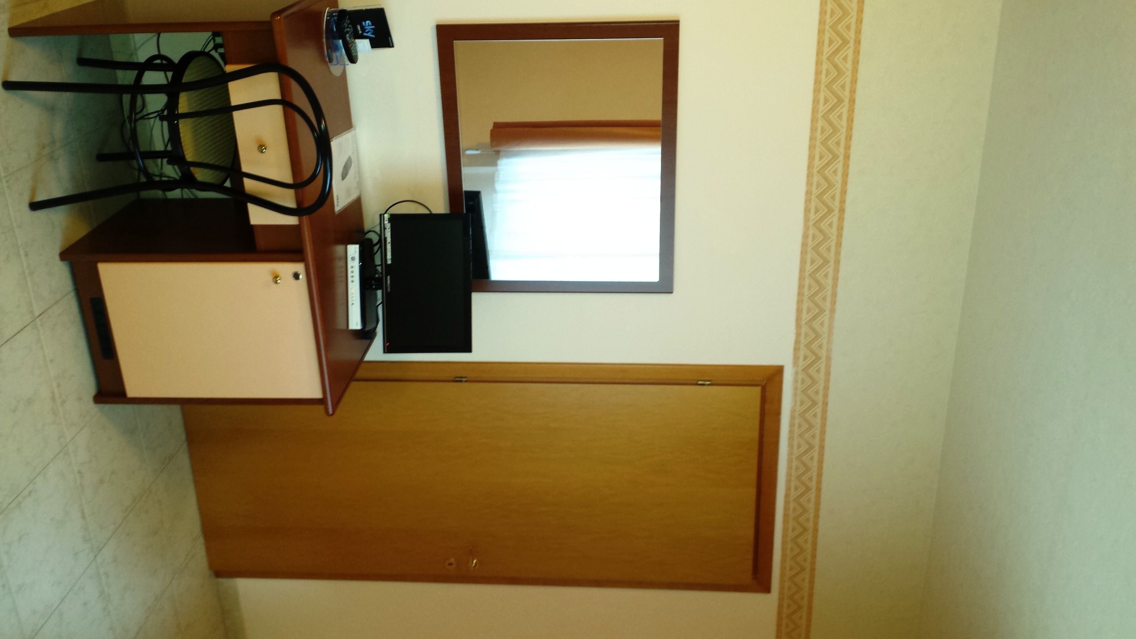 quadruple room | room amenity