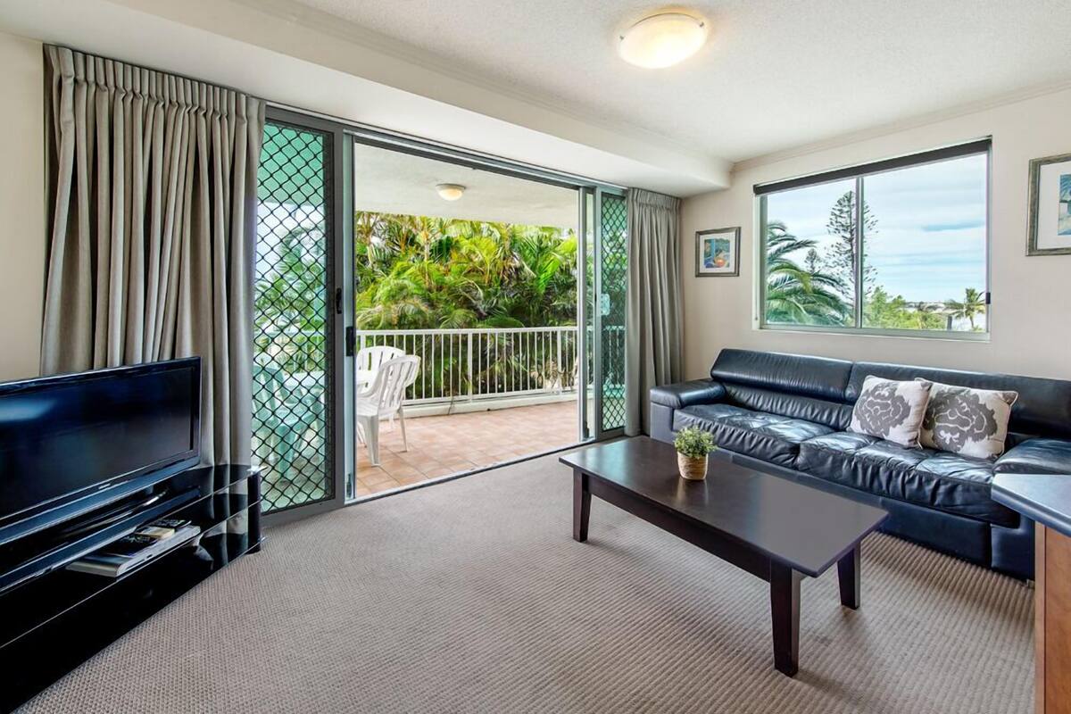 Economy Apartment, 1 Bedroom | Living area