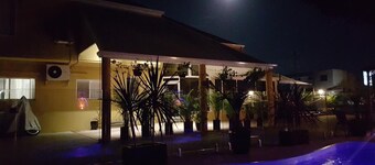 Admiral Nelson Motor Inn