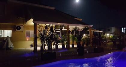 Admiral Nelson Motor Inn