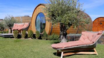 Wine Barrel Room | Vue sur le jardin