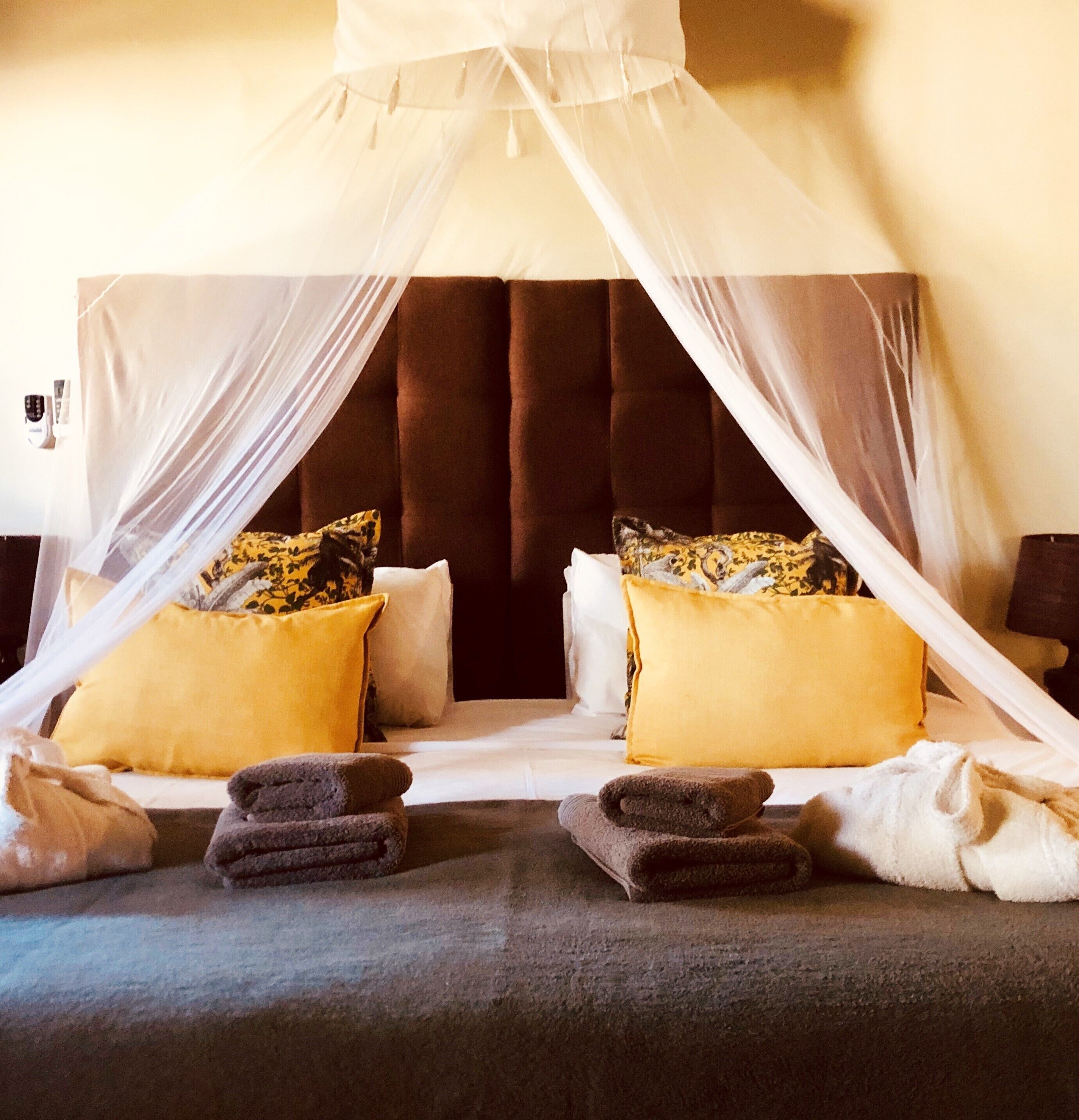 Habitación cuádruple superior | Ropa de cama de alta calidad, caja fuerte, wifi gratis y ropa de cama