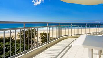 Pemandangan dari properti