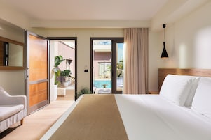 Iron/ironing board, free WiFi