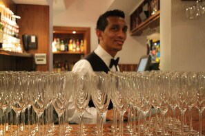 Bar (on property) - Zuni Hotel Kilkenny (Kilkenny)
