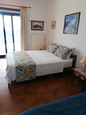 1 soverom, safe på rommet, individuelt dekorert og individuelt innredet