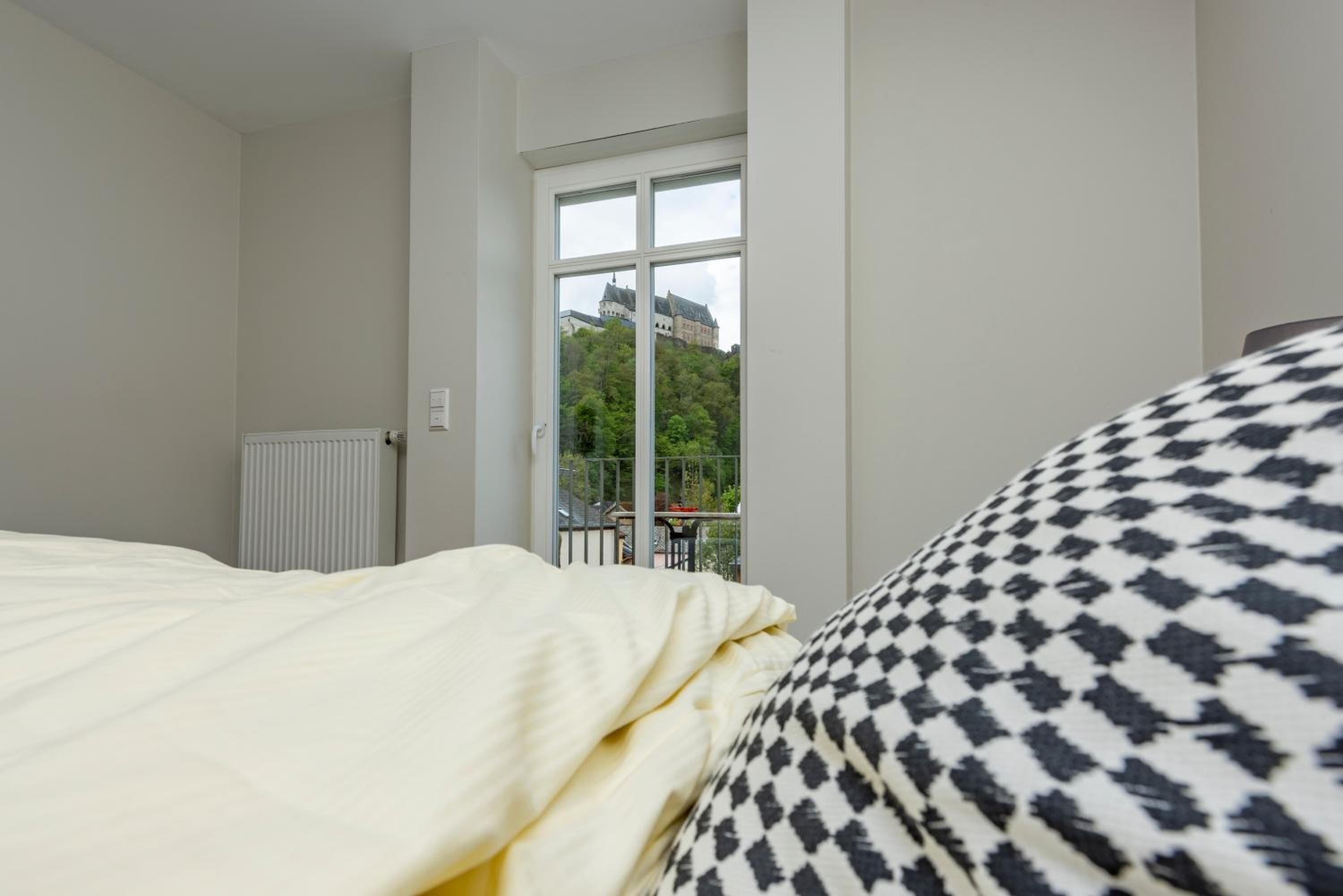 in-room safe, laptop workspace, soundproofing, cots/infant beds