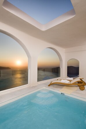Grand Suite, Pool and Hot Tub, Caldera View | Pool - Gold Suites (Santorini)