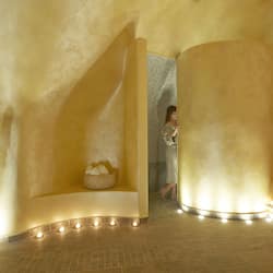 Couples treatment room(s), hot tub, steam room, Turkish bath/hammam