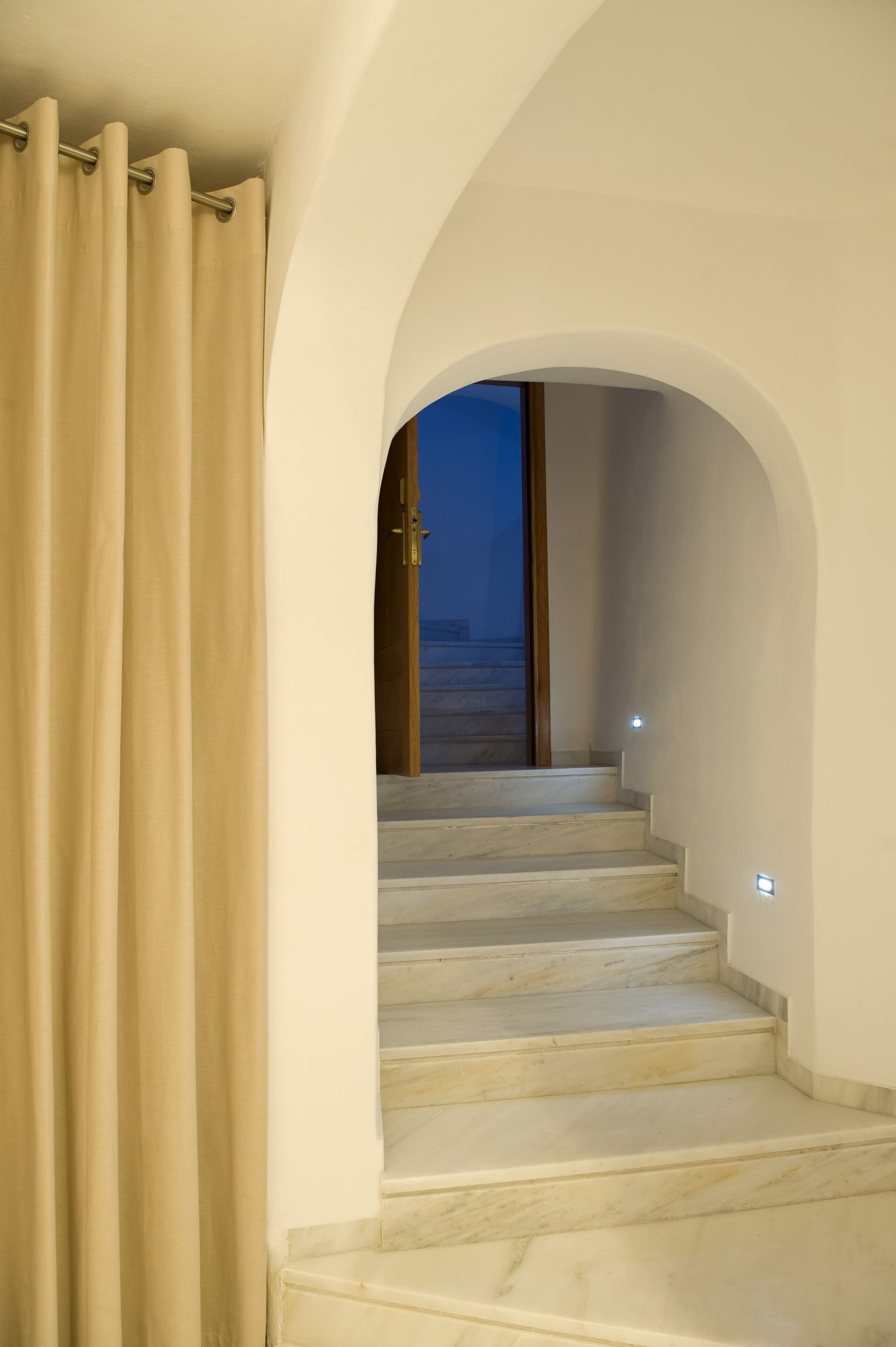 deluxe suite, heated pool, caldera view | 1 bedroom, premium bedding, pillow-top beds, minibar