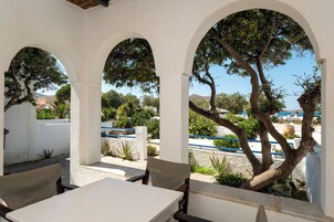 Superior 2-Bedroom Apartment Sea View (Max 4pax) | Terrace/patio