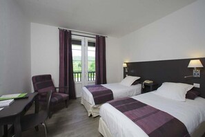 Double Room Single Use, Bathtub | In-room safe, desk, free cribs/infant beds, rollaway beds - Le Perigord (La Roque-Gageac)