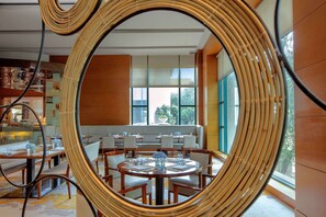 Restaurant - Radisson Blu Cebu (Cebu City)