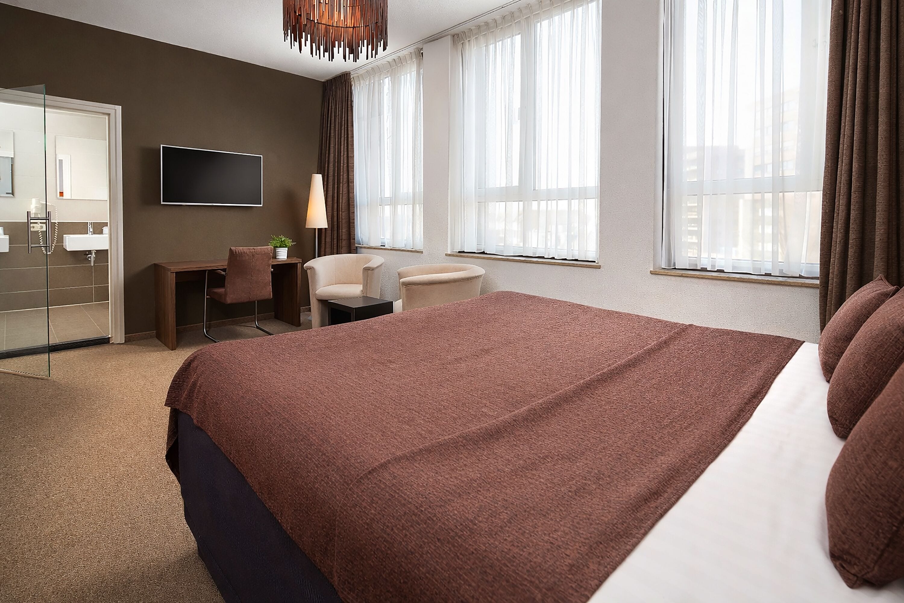 Photo - Hotel La Reine