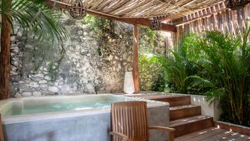 Superior Room, 1 King Bed, Ocean View