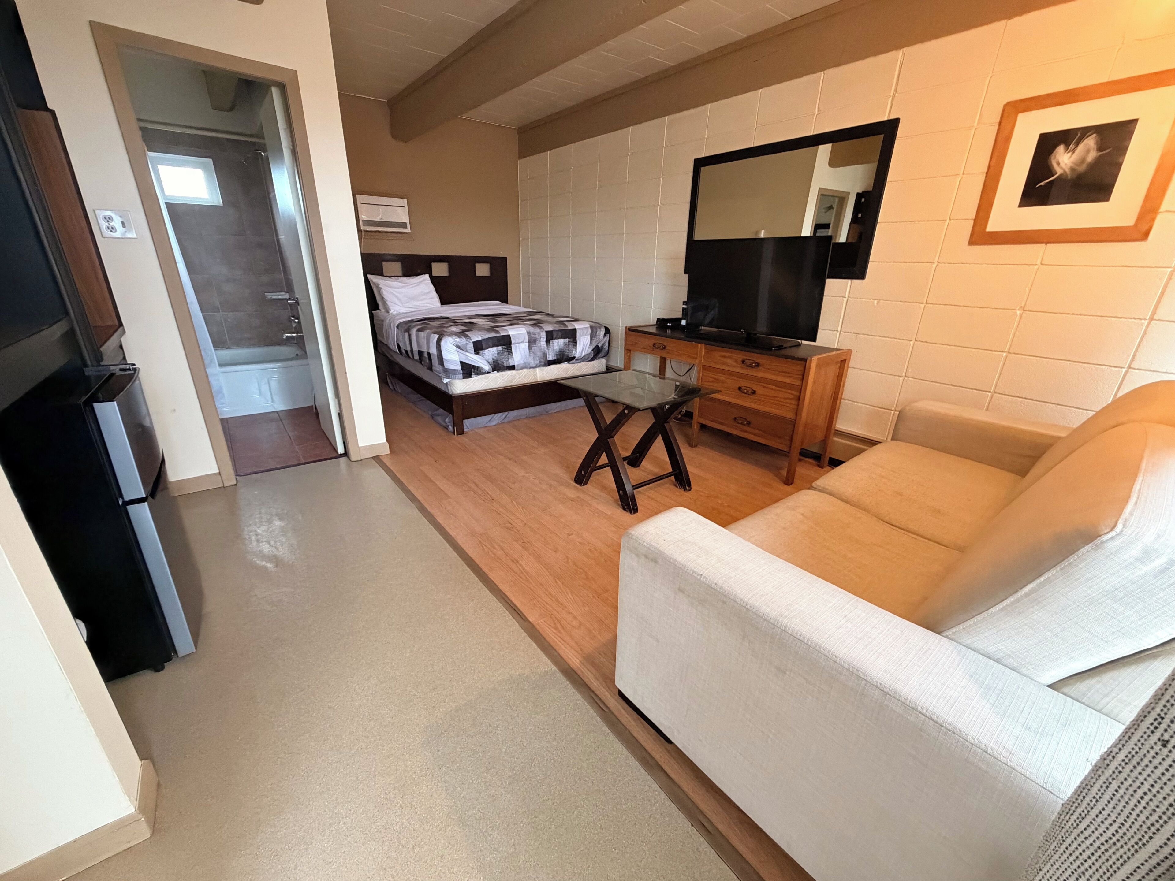 Double Room, 1 Double Bed | Desk, free WiFi, bed sheets