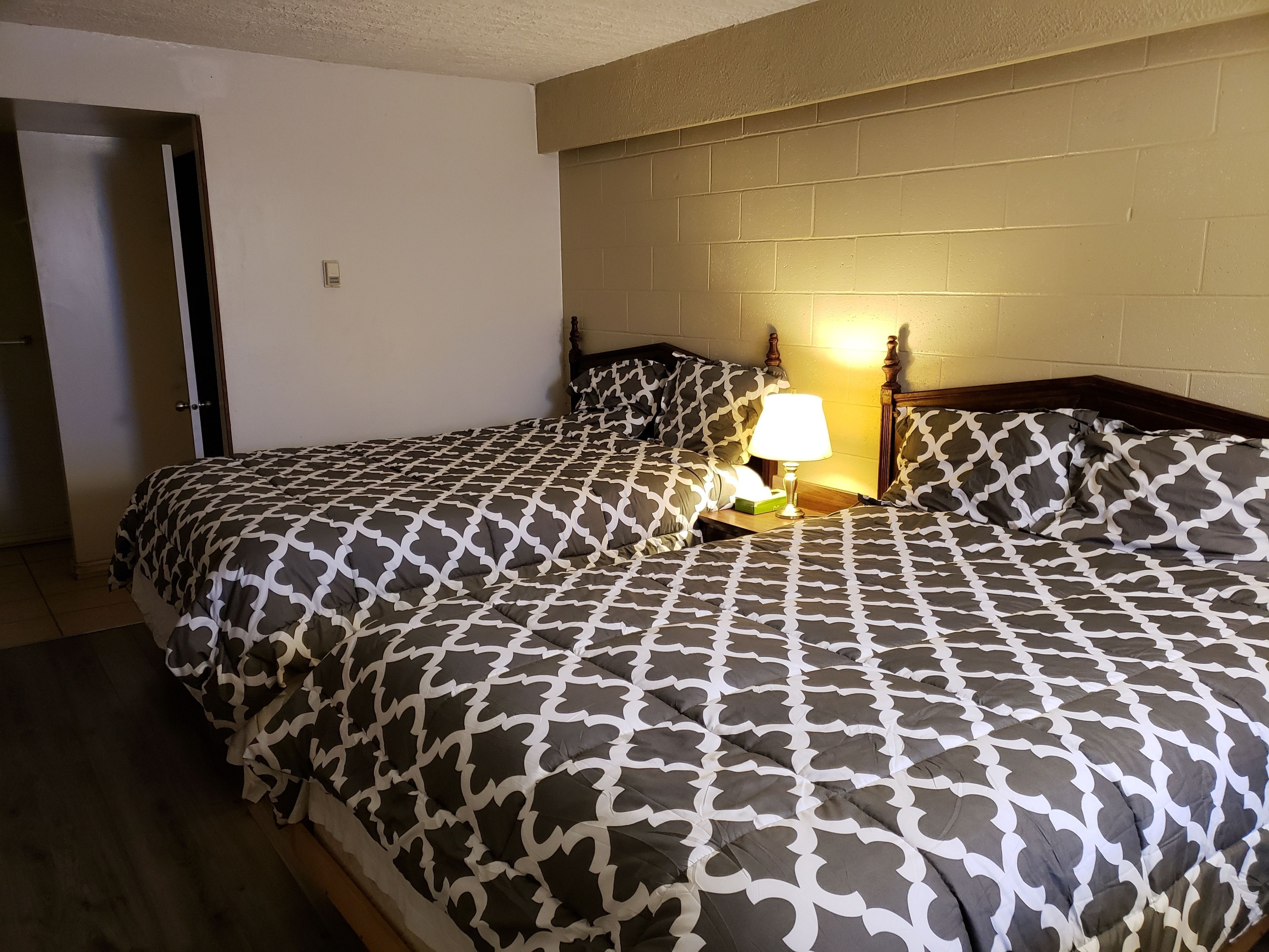 Desk, free WiFi, bed sheets