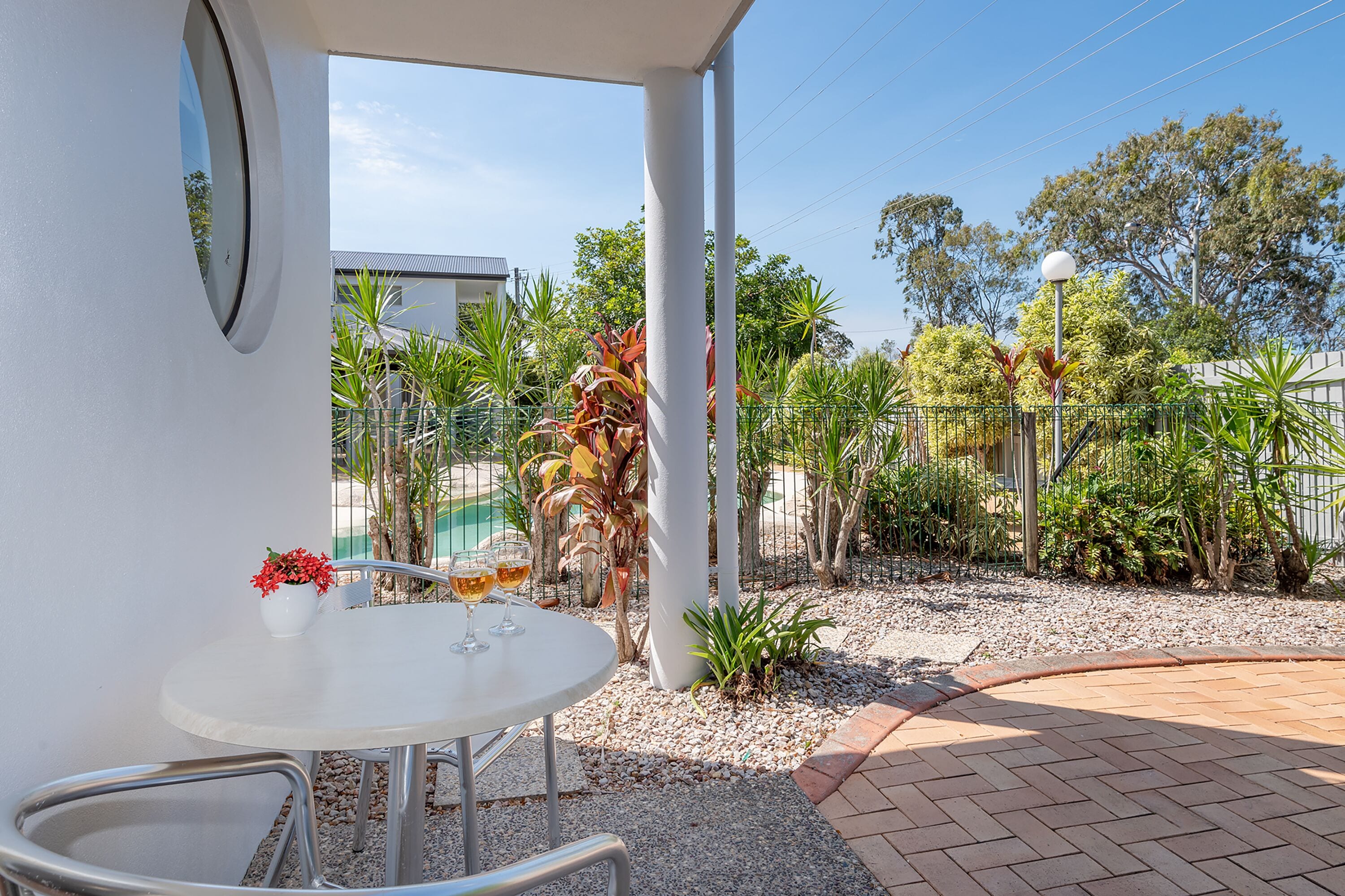 Rom – premium, flere senger (Premium Queen + Single) | Terrasse/patio