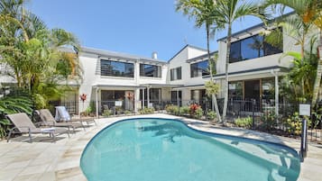 3 outdoor pools, open 7:30 AM to 8:30 AM, pool loungers