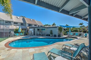 Outdoor pool, pool loungers