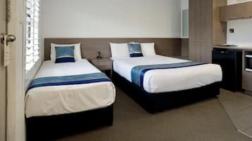 Deluxe Family Room (Pet Friendly) | 高档床上用品、Select Comfort 床、熨斗/熨衣板、免费 WiFi