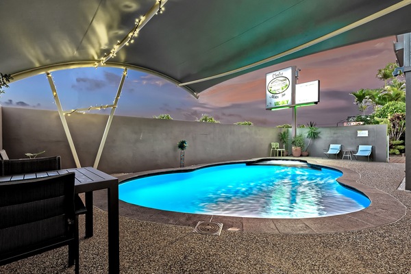 Outdoor pool, sun loungers