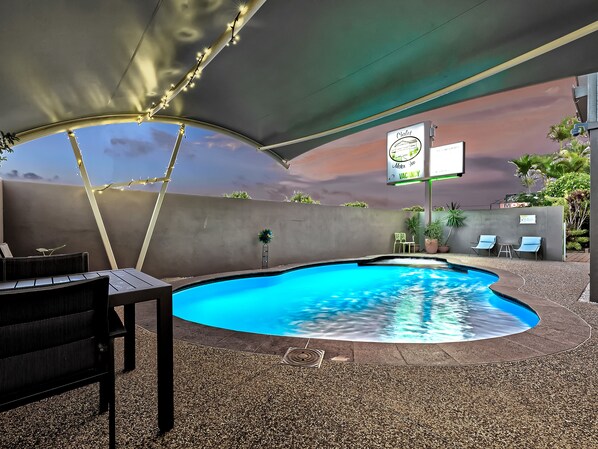 Outdoor pool, pool loungers