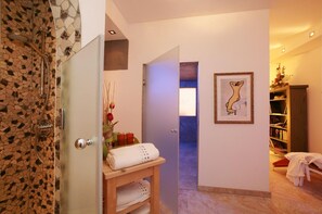 Bathroom - Eder Michaela (Saalbach-Hinterglemm)