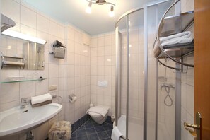 Bathroom - Eder Michaela (Saalbach-Hinterglemm)