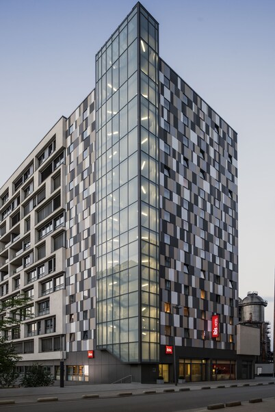 ibis Esch Belval