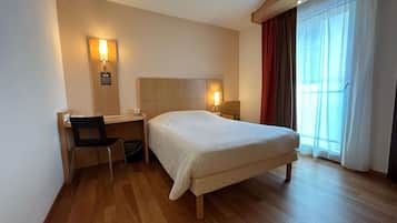 Desk, iron/ironing board, free WiFi, bed sheets