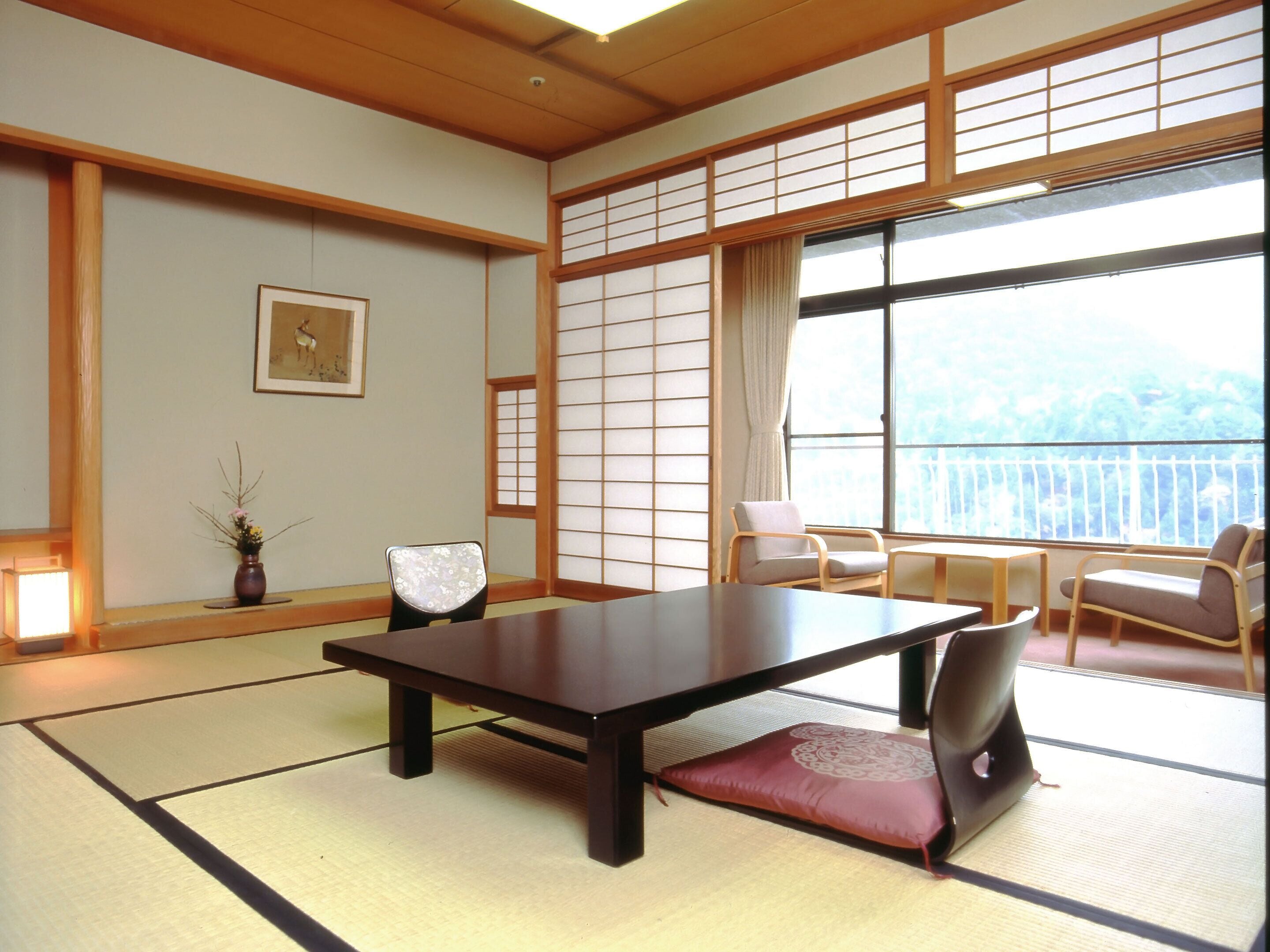 Minibar, in-room safe, free WiFi, bed sheets