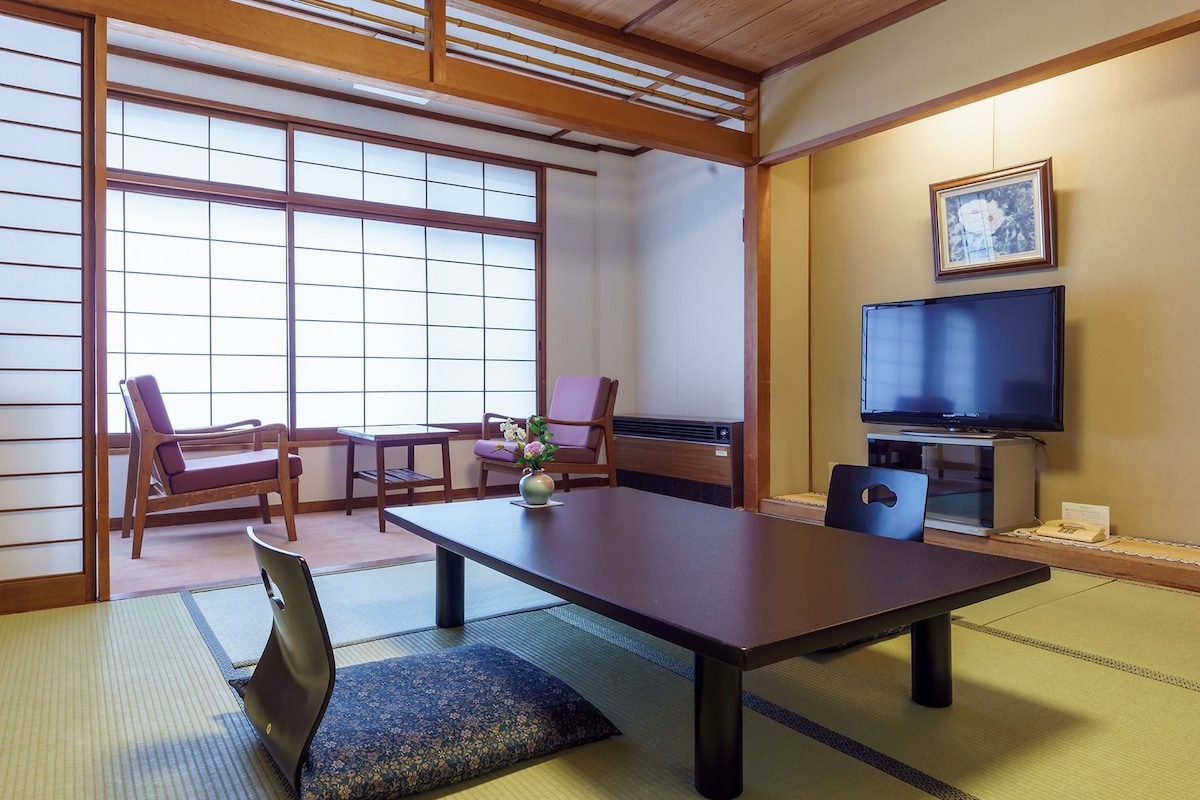 Run of House Japanese-Style Room (Buffet Breakfast Included) | In-room safe, WiFi (free), bed sheets