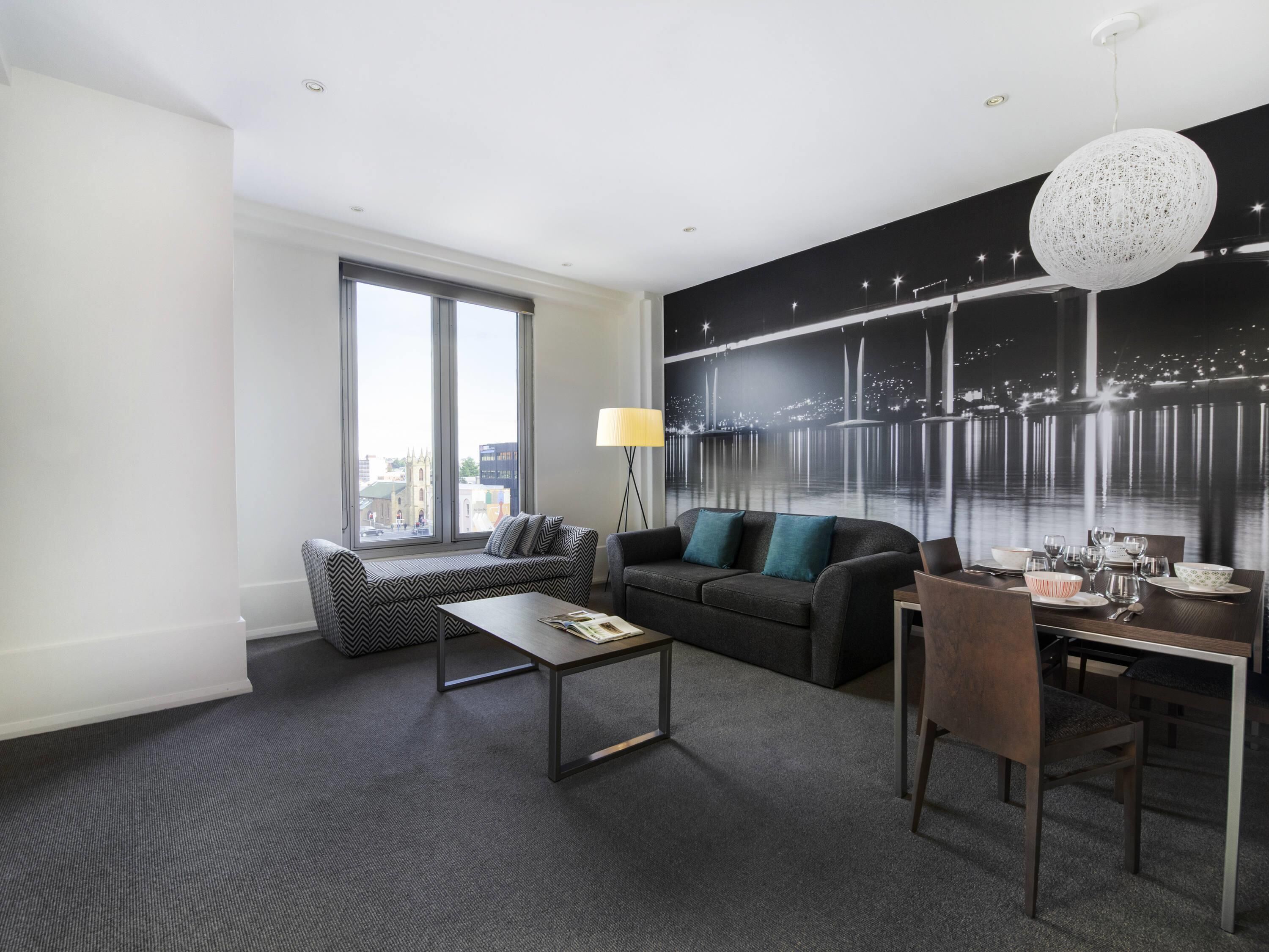 Executive-Zimmer, 1 Schlafzimmer | Minibar, schallisolierte Zimmer, Bügeleisen/Bügelbrett, WLAN