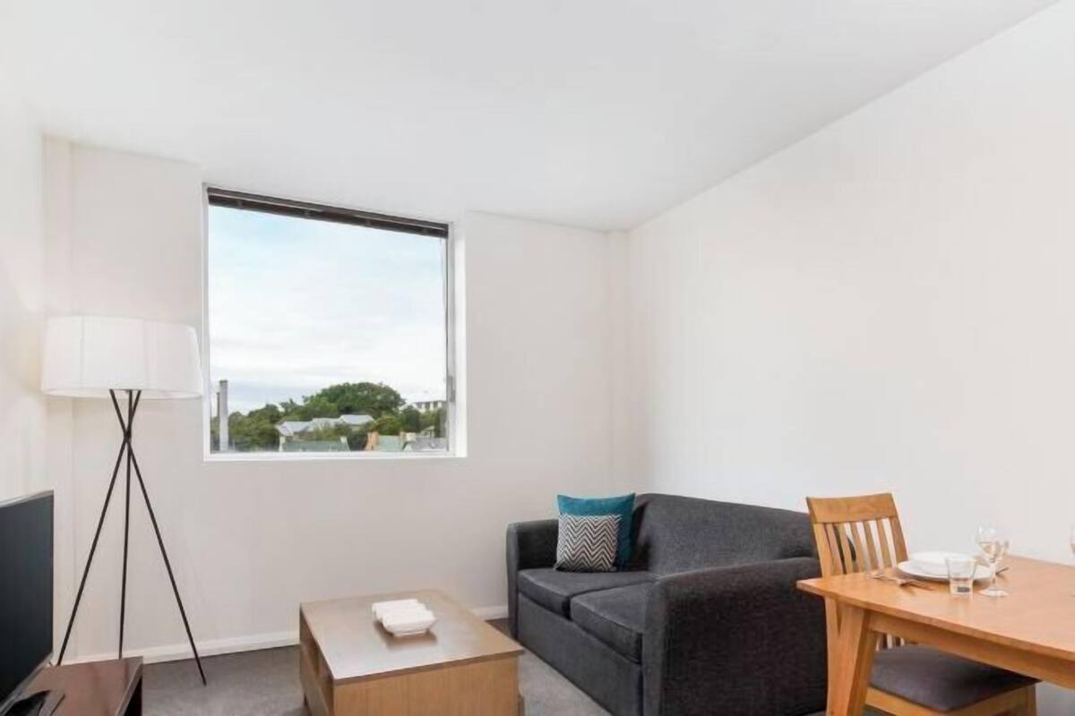Living area | TV, DVD player