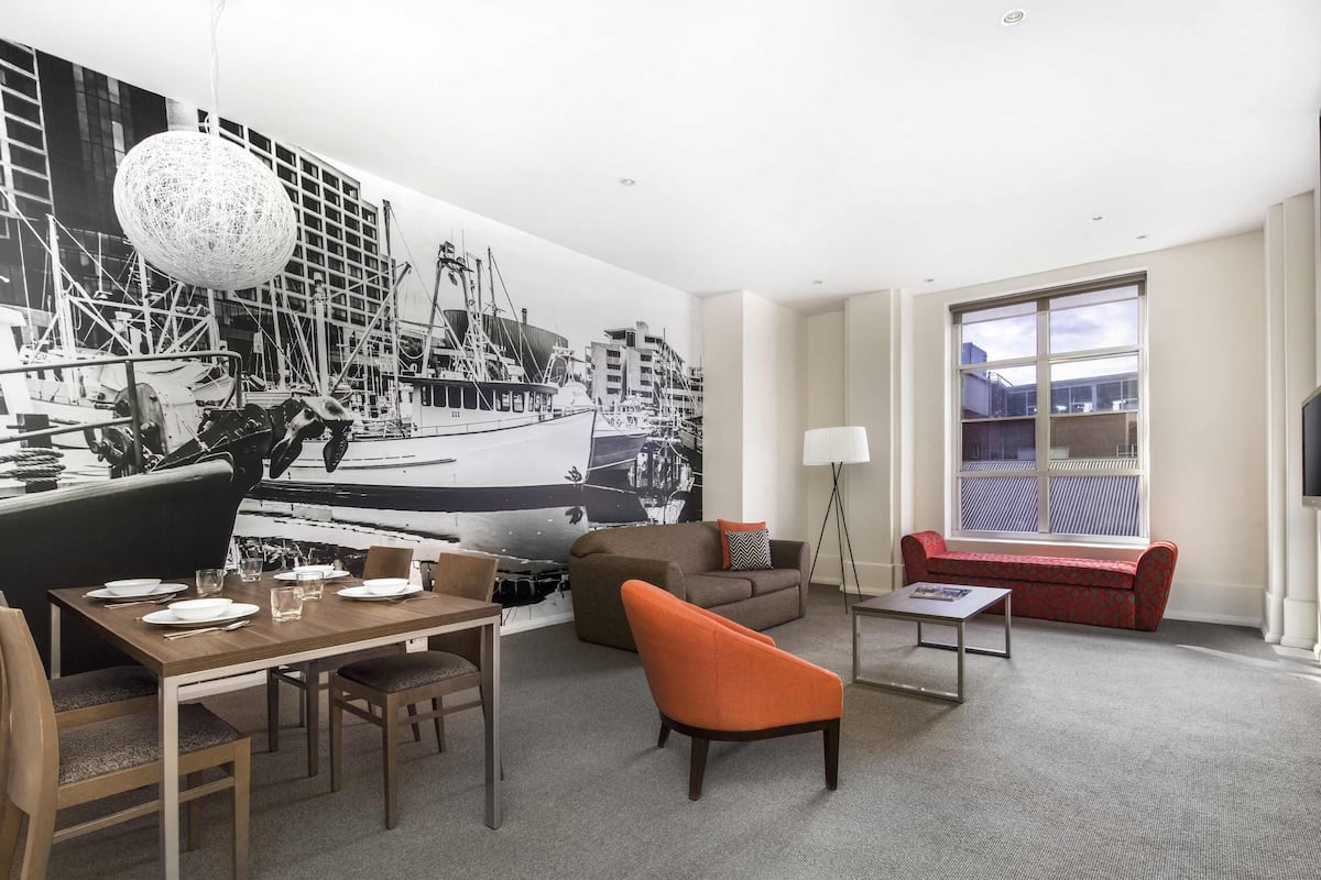 Lägenhet - 1 sovrum | Minibar, ljudisolering, strykjärn/strykbräda och wi-fi