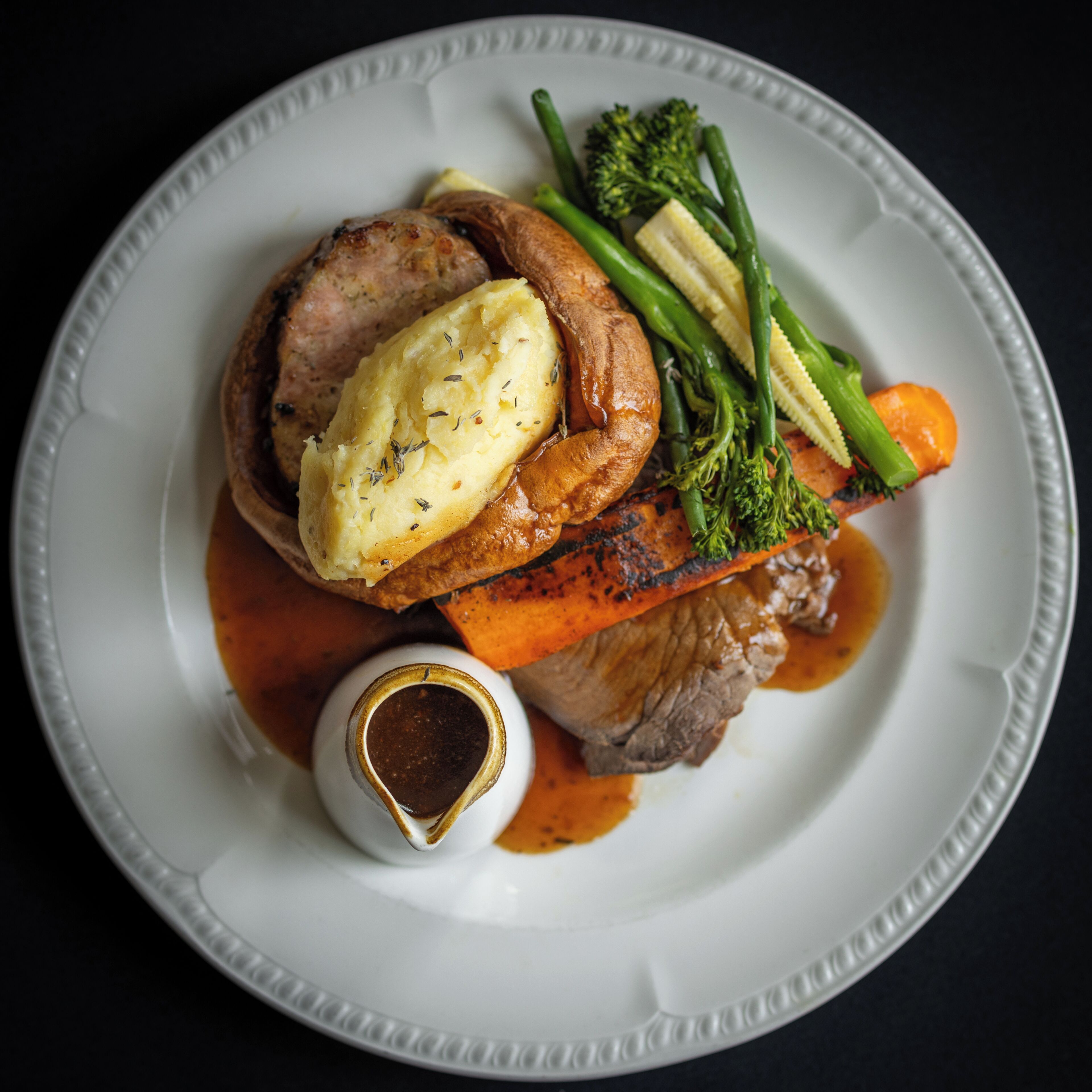 breakfast, lunch, dinner served; british cuisine, garden views