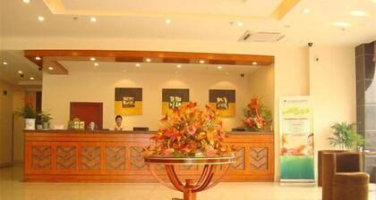 GreenTree Inn Taizhou East Meilan Road University Town Hotel