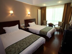 In-room safe, blackout curtains, free WiFi - GreenTree Inn LuoYang WangCheng Square Business Hotel (Luoyang)