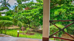 Pemandangan taman