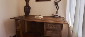 Catembe Gallery Hotel