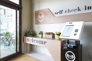 Lobby - B&B Hotel Milano - Monza (Monza)