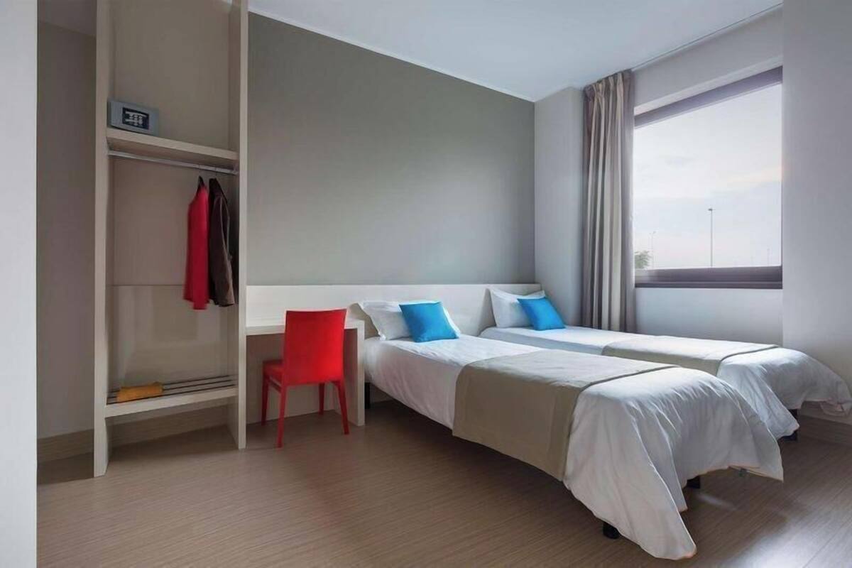 In-room safe, desk, laptop workspace, blackout drapes