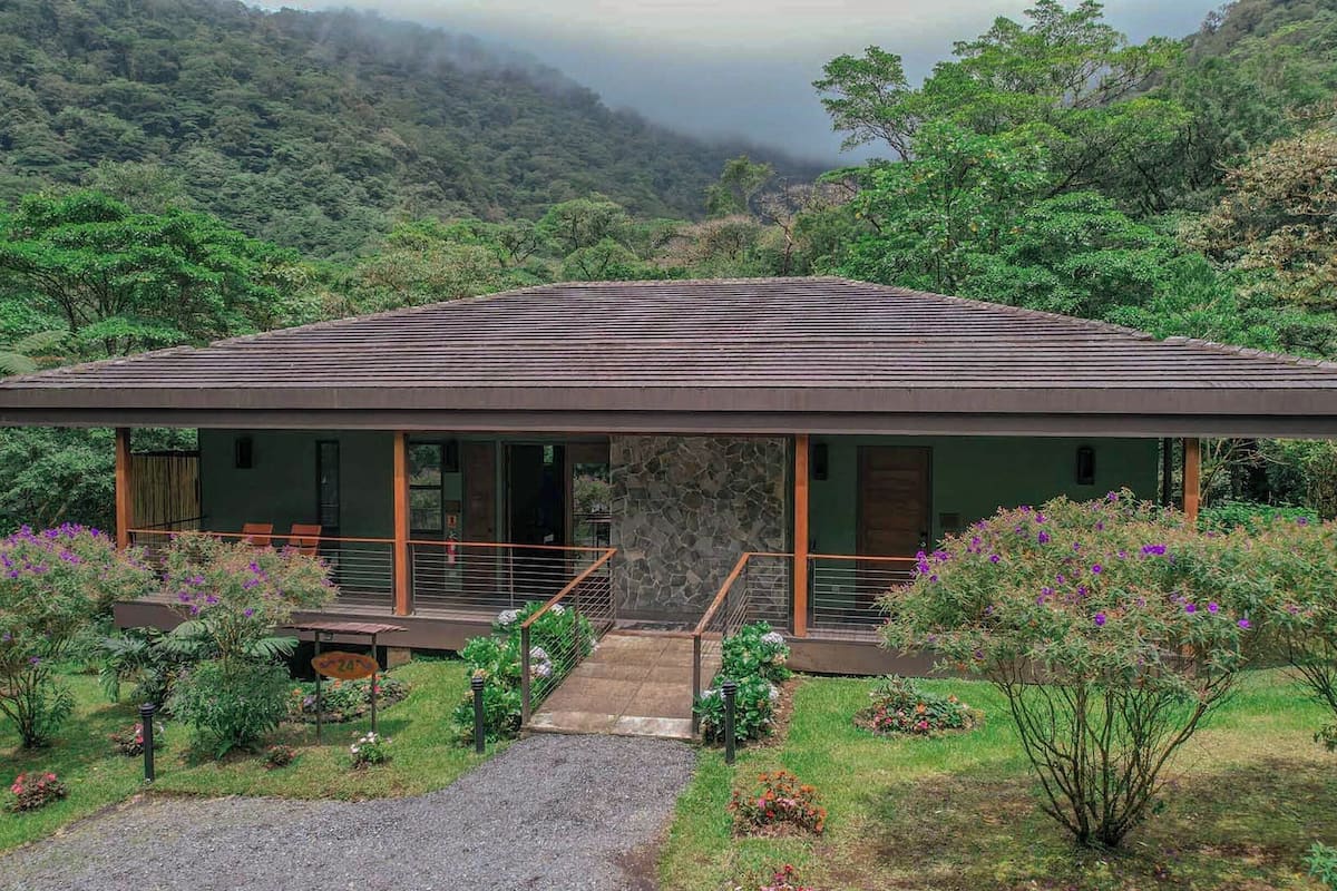 Suite Mewah, 2 kamar tidur, hot tub, pemandangan sungai | 20 kamar tidur, seprai katun Mesir, dan seprai premium