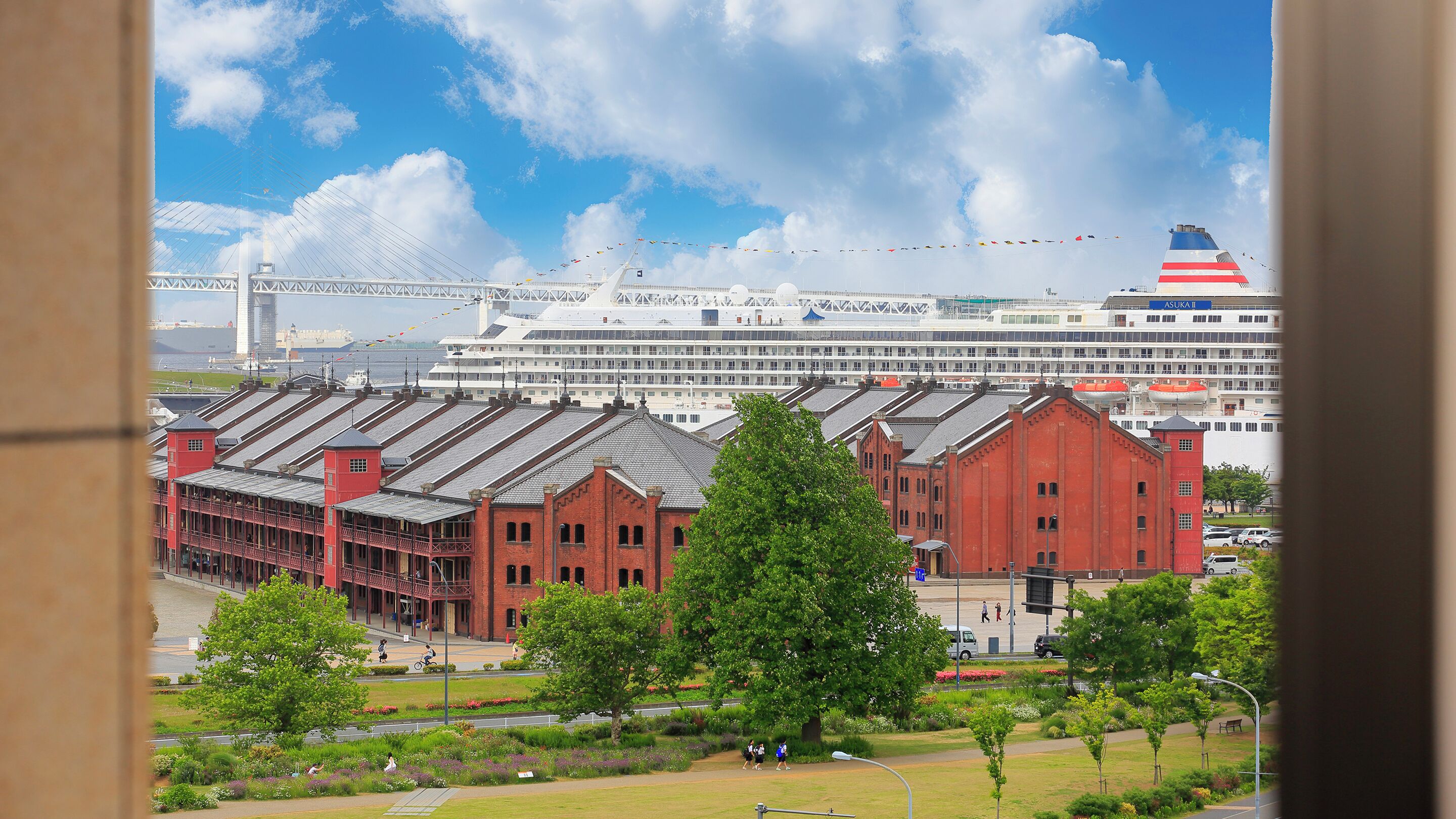 Photo - Navios Yokohama